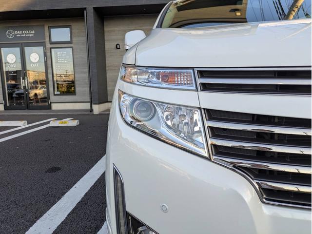 エルグランド ２５０ハイウェイスターアーバンクロム　／１オーナー／純正ナビ／ワンセグ／全周囲カメラ／バックカメラ／後席モニター／半革シート／両側電動スライドドア／純正１８インチアルミホイール／ヘッドライトＨＩＤ／オートエアコン／キーレス／エアロ／（18枚目）