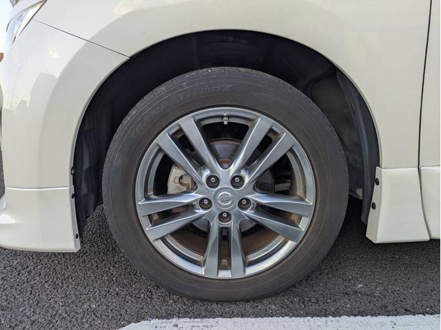 エルグランド ２５０ハイウェイスターアーバンクロム　／１オーナー／純正ナビ／ワンセグ／全周囲カメラ／バックカメラ／後席モニター／半革シート／両側電動スライドドア／純正１８インチアルミホイール／ヘッドライトＨＩＤ／オートエアコン／キーレス／エアロ／（26枚目）