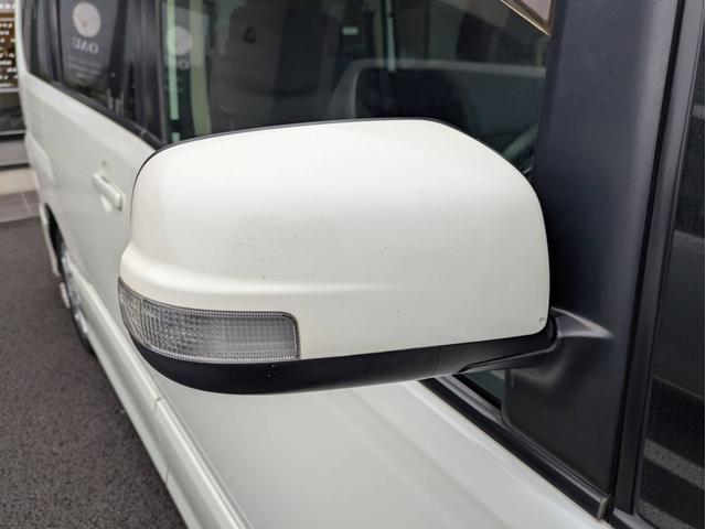 セレナ ハイウェイスター 1オーナー/サンルーフ/純正ナビ/ワンセグ/バックカメラ/後席モニター/両側電動スライドドア/純正アルミホイール/純正エアロ/エアコン/キーレス/(22枚目)