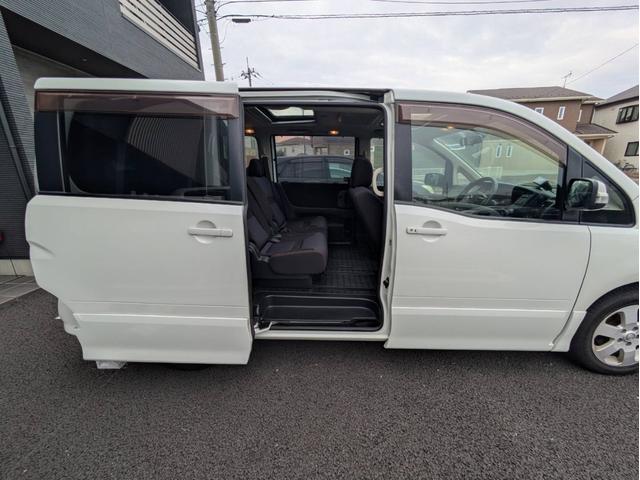 セレナ ハイウェイスター 1オーナー/サンルーフ/純正ナビ/ワンセグ/バックカメラ/後席モニター/両側電動スライドドア/純正アルミホイール/純正エアロ/エアコン/キーレス/(30枚目)