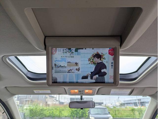 セレナ ハイウェイスター 1オーナー/サンルーフ/純正ナビ/ワンセグ/バックカメラ/後席モニター/両側電動スライドドア/純正アルミホイール/純正エアロ/エアコン/キーレス/(64枚目)