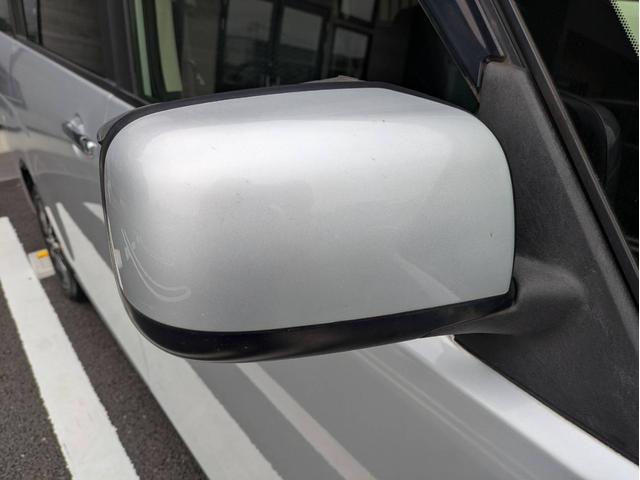 セレナ 20S 純正ナビ/ワンセグ/バックカメラ/片側電動スライドドア/社外アルミホイール/ヘッドライトHID/オートエアコン/キーレス/(22枚目)