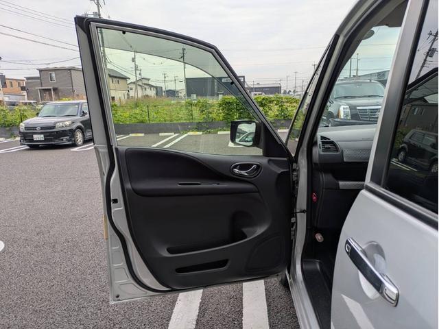 セレナ 20S 純正ナビ/ワンセグ/バックカメラ/片側電動スライドドア/社外アルミホイール/ヘッドライトHID/オートエアコン/キーレス/(38枚目)