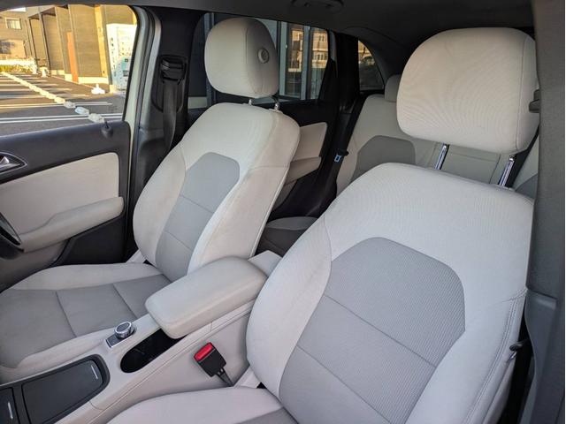 Bクラス B180 ブルーエフィシェンシー 純正ナビ/ワンセグ/バックカメラ/純正アルミホイール/ヘッドライトHID/エアコン/キーレス/(38枚目)