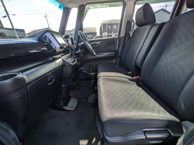 買取からの直販にて極限までこだわった仕入れで低価格を実現！！低価格で良質なお車を是非、ご覧ください。