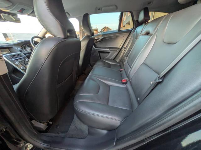 買取からの直販にて極限までこだわった仕入れで低価格を実現！！低価格で良質なお車を是非、ご覧ください。