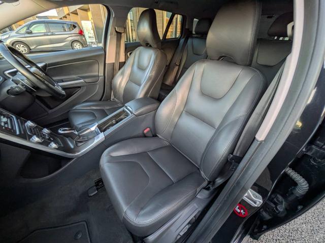 買取からの直販にて極限までこだわった仕入れで低価格を実現！！低価格で良質なお車を是非、ご覧ください。