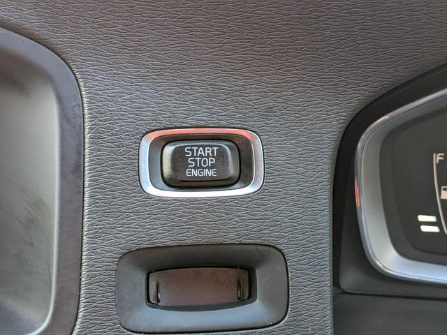 買取からの直販にて極限までこだわった仕入れで低価格を実現！！低価格で良質なお車を是非、ご覧ください。