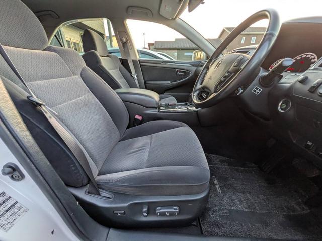 買取からの直販にて極限までこだわった仕入れで低価格を実現！！低価格で良質なお車を是非、ご覧ください。