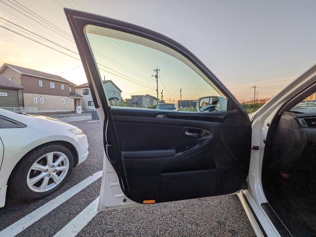 買取からの直販にて極限までこだわった仕入れで低価格を実現！！低価格で良質なお車を是非、ご覧ください。