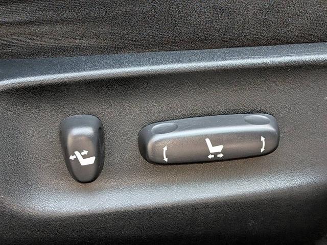 買取からの直販にて極限までこだわった仕入れで低価格を実現！！低価格で良質なお車を是非、ご覧ください。