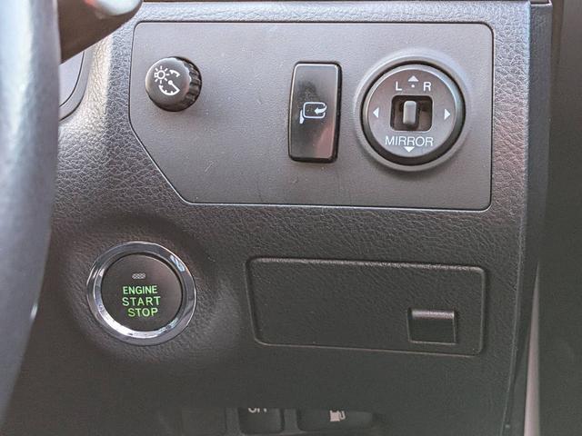 買取からの直販にて極限までこだわった仕入れで低価格を実現！！低価格で良質なお車を是非、ご覧ください。