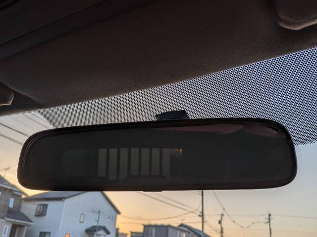 買取からの直販にて極限までこだわった仕入れで低価格を実現！！低価格で良質なお車を是非、ご覧ください。