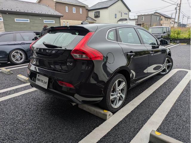 Ｖ４０ Ｄ４　純正ナビ／バックカメラ／パワーシート／純正アルミホイール／（8枚目）