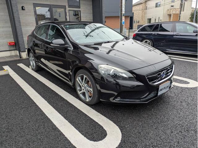 Ｖ４０ Ｄ４　純正ナビ／バックカメラ／パワーシート／純正アルミホイール／（10枚目）