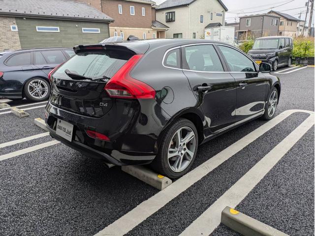 Ｖ４０ Ｄ４　純正ナビ／バックカメラ／パワーシート／純正アルミホイール／（12枚目）