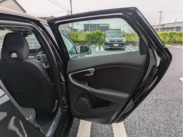 Ｖ４０ Ｄ４　純正ナビ／バックカメラ／パワーシート／純正アルミホイール／（30枚目）