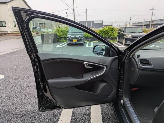 Ｖ４０ Ｄ４　純正ナビ／バックカメラ／パワーシート／純正アルミホイール／（37枚目）
