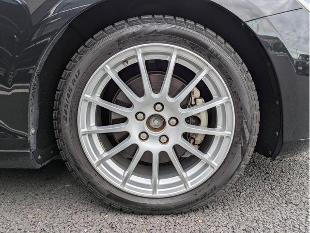 V40 T4 SE 社外ナビ/バックカメラ/社外アルミホイール/ヘッドライトHID/オートエアコン/キーレス/(23枚目)