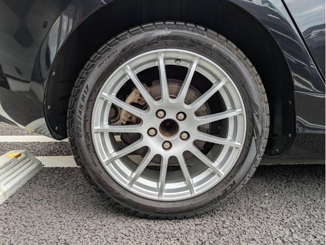 V40 T4 SE 社外ナビ/バックカメラ/社外アルミホイール/ヘッドライトHID/オートエアコン/キーレス/(24枚目)