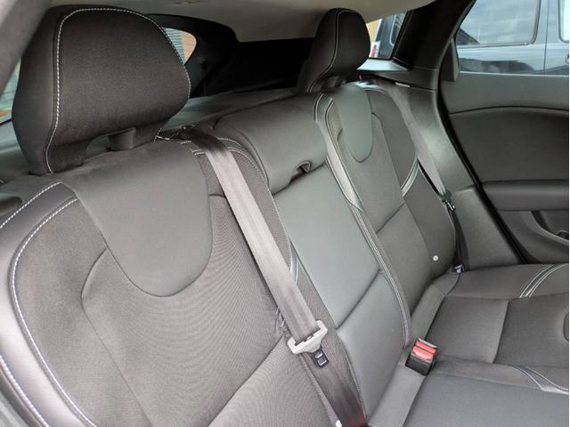 V40 T4 SE 社外ナビ/バックカメラ/社外アルミホイール/ヘッドライトHID/オートエアコン/キーレス/(31枚目)