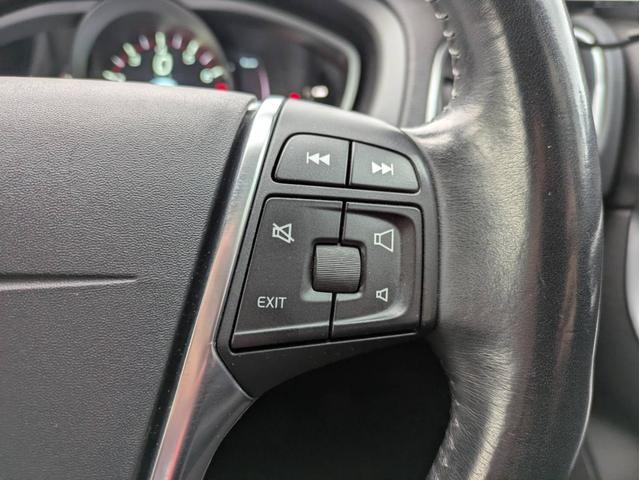 V40 T4 SE 社外ナビ/バックカメラ/社外アルミホイール/ヘッドライトHID/オートエアコン/キーレス/(44枚目)