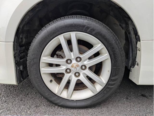 買取からの直販にて極限までこだわった仕入れで低価格を実現！！低価格で良質なお車を是非、ご覧ください。