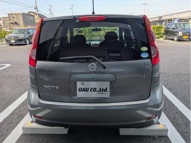 ノート １５Ｇ　プラスナビＨＤＤ　ＳＰ　ＨＤＤナビ／ワンセグ／社外１４インチアルミホイール／オートエアコン／（13枚目）