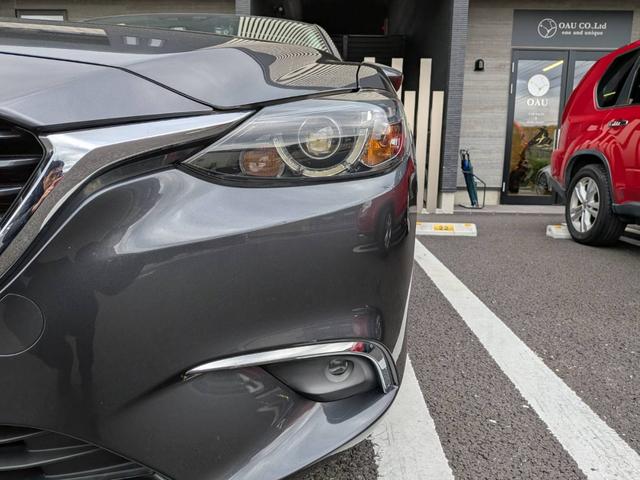 アテンザセダン ２０Ｓプロアクティブ　純正ナビ／バックカメラ／クルーズコントロール／ＨＩＤヘッドライト／純正１７インチＡＷ／スマートキー／電動格納ミラー／（17枚目）