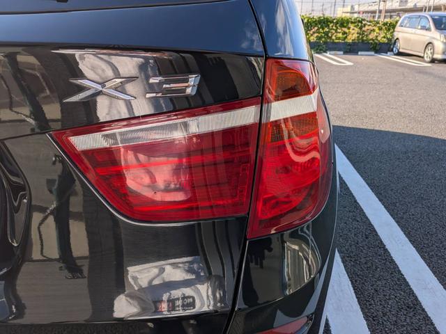 X3 xDrive 20i ハイラインパッケージ 4WD/黒革/純正ナビ/地デジ/バックカメラ/シートヒーター/クルーズコントロール/パワーシート/障害物センサー/HIDヘッドライト/純正17インチAW/スマートキー/電動格納ミラー/(19枚目)