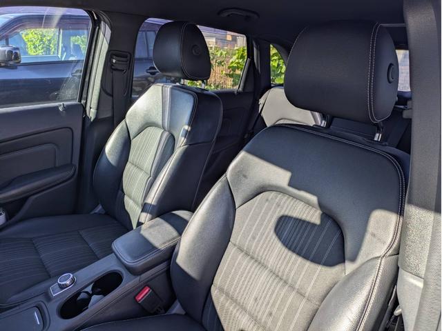 Ｂクラス Ｂ１８０　スポーツ　ナイトパッケージ　純正ナビ地デジＢカメラ半革純正１８インチアルミホイールヘッドライトＨＩＤオートエアコンキーレス（38枚目）