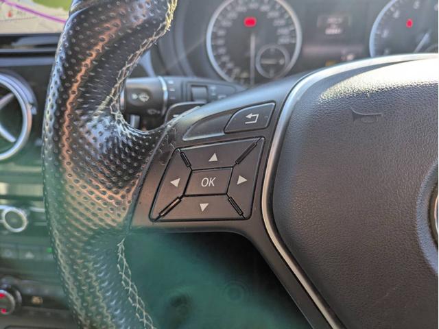 Ｂクラス Ｂ１８０　スポーツ　ナイトパッケージ　純正ナビ地デジＢカメラ半革純正１８インチアルミホイールヘッドライトＨＩＤオートエアコンキーレス（43枚目）