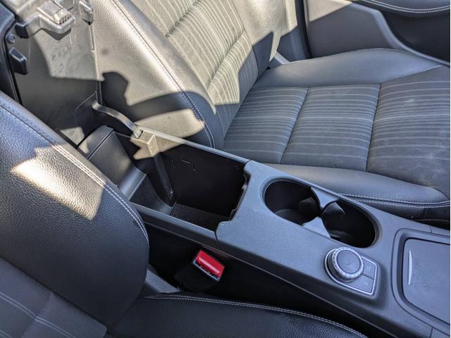 Ｂクラス Ｂ１８０　スポーツ　ナイトパッケージ　純正ナビ地デジＢカメラ半革純正１８インチアルミホイールヘッドライトＨＩＤオートエアコンキーレス（57枚目）