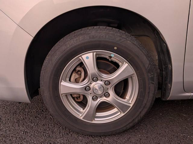 セレナ ２０Ｘ　Ｓ－ハイブリッド　純正ナビ／地デジ／バックカメラ／片側電動スライドドア／クルーズコントロール／ＨＩＤヘッドライト／社外１６インチＡＷ／キーレス／電動格納ミラー／（26枚目）