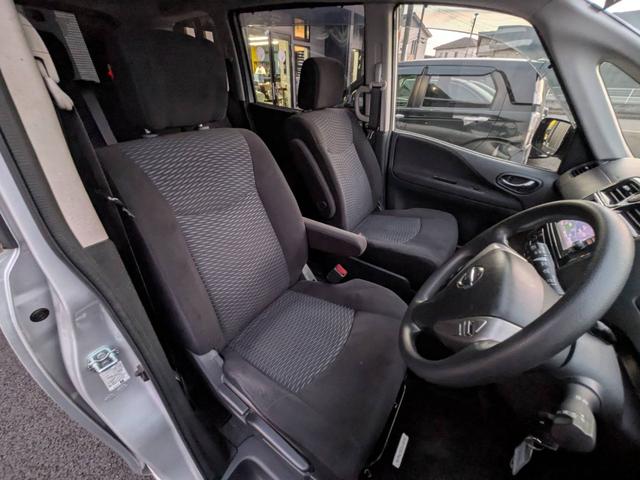 セレナ ２０Ｘ　Ｓ－ハイブリッド　純正ナビ／地デジ／バックカメラ／片側電動スライドドア／クルーズコントロール／ＨＩＤヘッドライト／社外１６インチＡＷ／キーレス／電動格納ミラー／（28枚目）