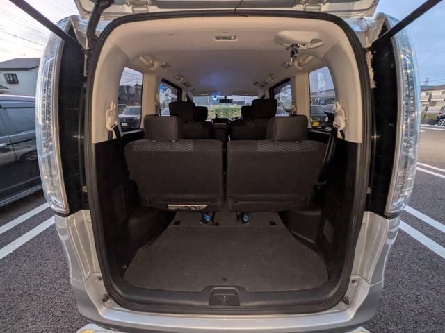 セレナ ２０Ｘ　Ｓ－ハイブリッド　純正ナビ／地デジ／バックカメラ／片側電動スライドドア／クルーズコントロール／ＨＩＤヘッドライト／社外１６インチＡＷ／キーレス／電動格納ミラー／（33枚目）