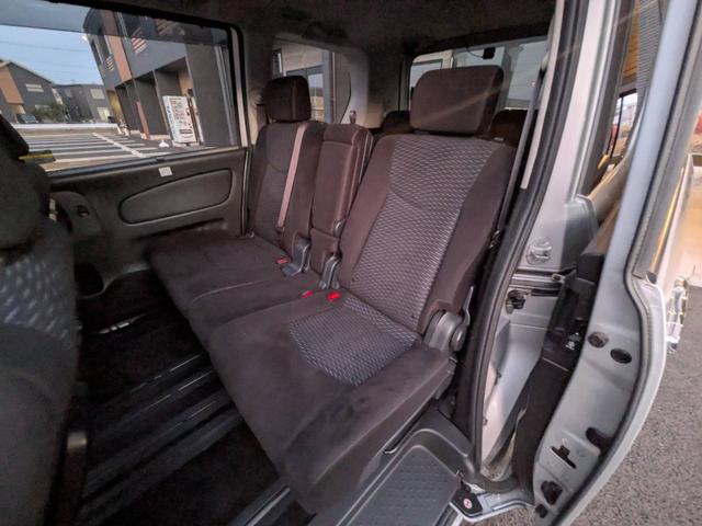 セレナ ２０Ｘ　Ｓ－ハイブリッド　純正ナビ／地デジ／バックカメラ／片側電動スライドドア／クルーズコントロール／ＨＩＤヘッドライト／社外１６インチＡＷ／キーレス／電動格納ミラー／（35枚目）