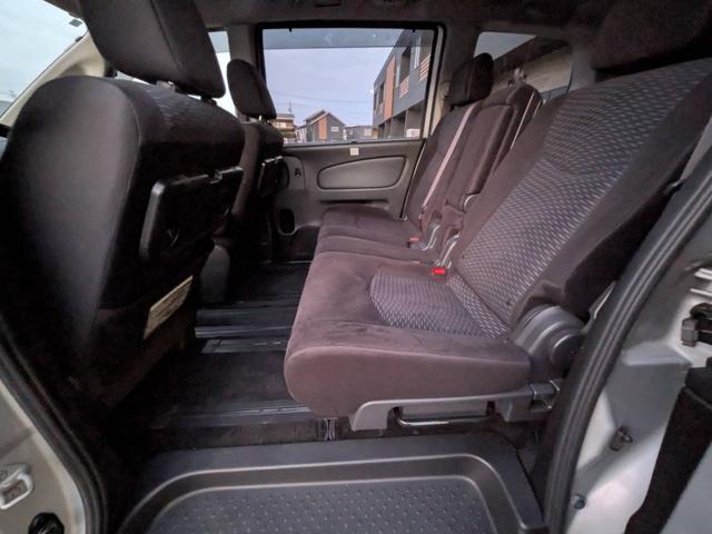 セレナ ２０Ｘ　Ｓ－ハイブリッド　純正ナビ／地デジ／バックカメラ／片側電動スライドドア／クルーズコントロール／ＨＩＤヘッドライト／社外１６インチＡＷ／キーレス／電動格納ミラー／（36枚目）