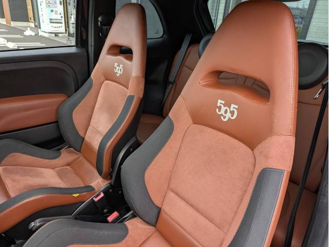 アバルト５９５ コンペティツィオーネ　社外ナビ／地デジ／半革シート／純正１７インチアルミホイール／ヘッドライトＨＩＤ／オートエアコン／キーレス／（34枚目）