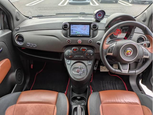 アバルト５９５ コンペティツィオーネ　社外ナビ／地デジ／半革シート／純正１７インチアルミホイール／ヘッドライトＨＩＤ／オートエアコン／キーレス／（36枚目）