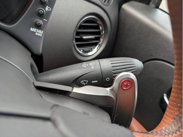 アバルト５９５ コンペティツィオーネ　社外ナビ／地デジ／半革シート／純正１７インチアルミホイール／ヘッドライトＨＩＤ／オートエアコン／キーレス／（41枚目）