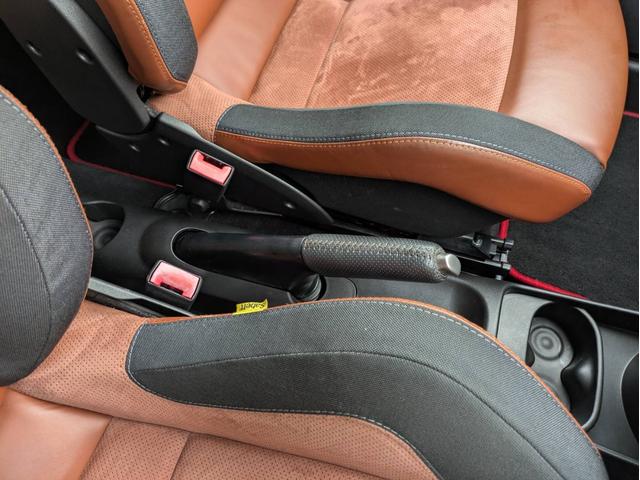 アバルト５９５ コンペティツィオーネ　社外ナビ／地デジ／半革シート／純正１７インチアルミホイール／ヘッドライトＨＩＤ／オートエアコン／キーレス／（48枚目）