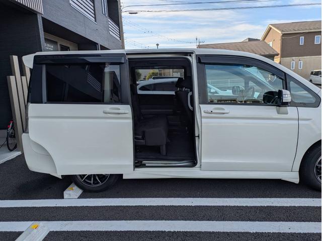 ステップワゴンスパーダ Ｚ　社外ナビ／バックカメラ／両側電動スライドドア／社外アルミホイール／ヘッドライトＨＩＤ／オートエアコン／キーレス／（30枚目）