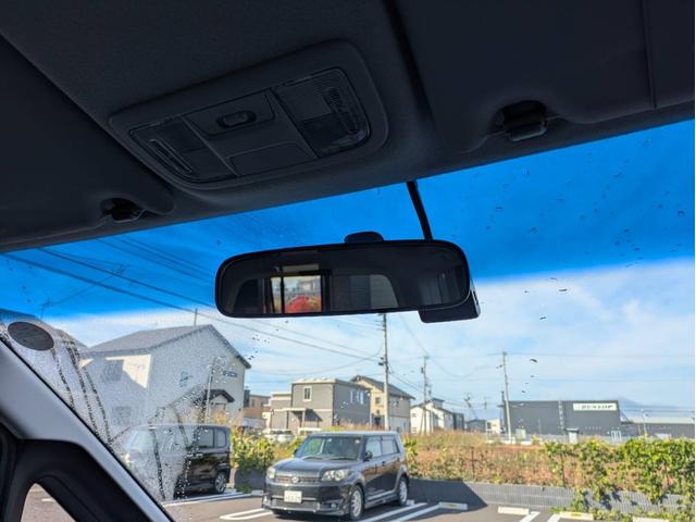 ステップワゴンスパーダ Ｚ　社外ナビ／バックカメラ／両側電動スライドドア／社外アルミホイール／ヘッドライトＨＩＤ／オートエアコン／キーレス／（56枚目）