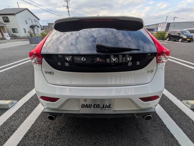 Ｖ４０ Ｔ５　Ｒデザイン　黒革／純正ナビ／バックカメラ／クルーズコントロール／パドルシフト／パワーシート／シートヒーター／クリアランスソナー／アイドリングストップ／純正１８インチＡＷ／スマートキー／電動格納ミラー／（13枚目）