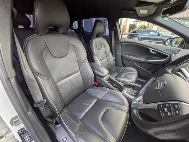 Ｖ４０ Ｔ５　Ｒデザイン　黒革／純正ナビ／バックカメラ／クルーズコントロール／パドルシフト／パワーシート／シートヒーター／クリアランスソナー／アイドリングストップ／純正１８インチＡＷ／スマートキー／電動格納ミラー／（28枚目）