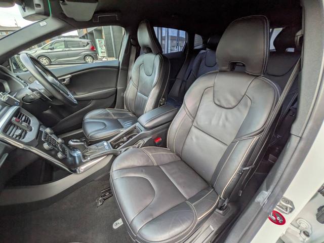 Ｖ４０ Ｔ５　Ｒデザイン　黒革／純正ナビ／バックカメラ／クルーズコントロール／パドルシフト／パワーシート／シートヒーター／クリアランスソナー／アイドリングストップ／純正１８インチＡＷ／スマートキー／電動格納ミラー／（38枚目）