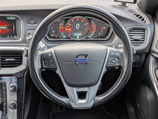 Ｖ４０ Ｔ５　Ｒデザイン　黒革／純正ナビ／バックカメラ／クルーズコントロール／パドルシフト／パワーシート／シートヒーター／クリアランスソナー／アイドリングストップ／純正１８インチＡＷ／スマートキー／電動格納ミラー／（41枚目）