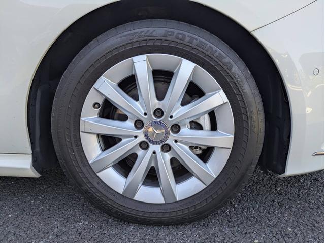 Ｂクラス Ｂ１８０　純正ナビ／地デジ／Ｂカメラ／純正１６インチアルミホイール／ＨＩＤ／オートエアコン／キーレス／（23枚目）