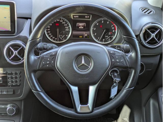 Ｂクラス Ｂ１８０　純正ナビ／地デジ／Ｂカメラ／純正１６インチアルミホイール／ＨＩＤ／オートエアコン／キーレス／（41枚目）